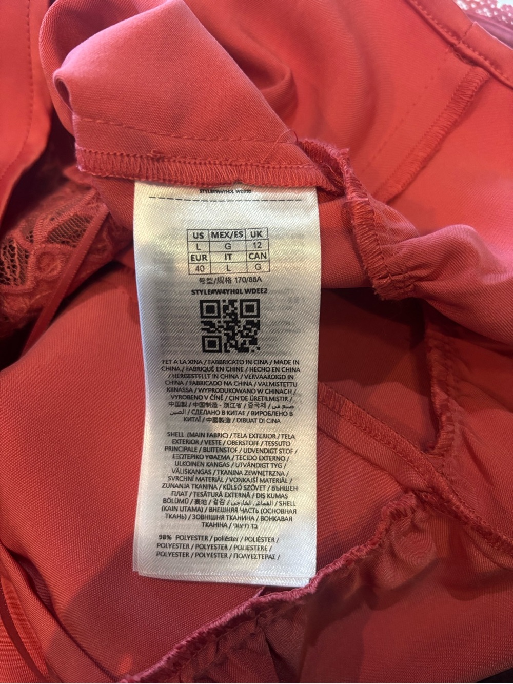 Guess Red-Orange Floral Embroidered V‑Neck Peplum Top - Picture 4 of 4